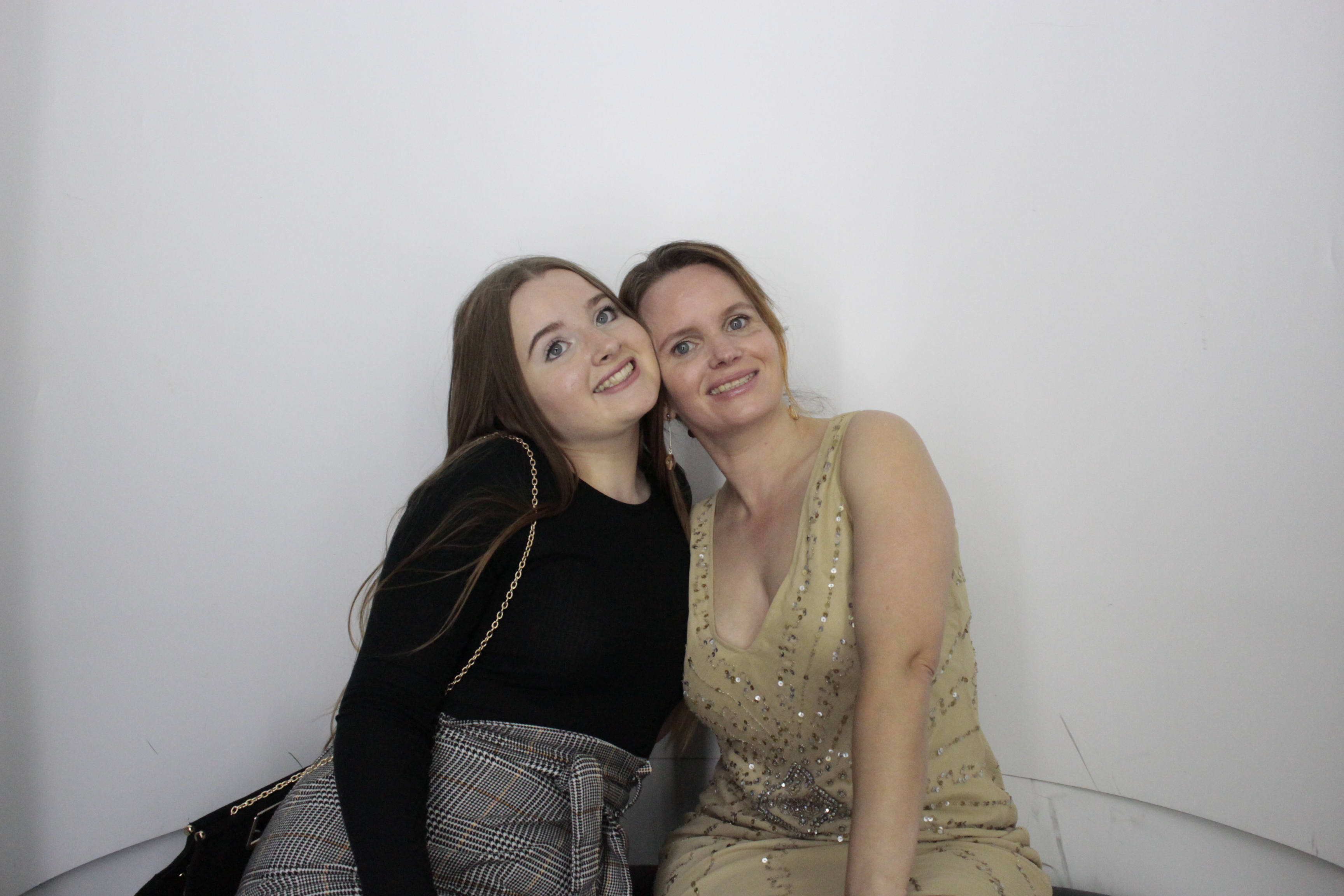 Richard & Karen's Wedding Reception | View more photos from the event at gallery.myphotoboothexperience.co.uk/u/MyPhotoBoothExperienceLtd/Richard-Karens-Wedding-Reception